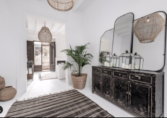 Buffet 4 Portes Noir ancien Snowdrops Copenhagen