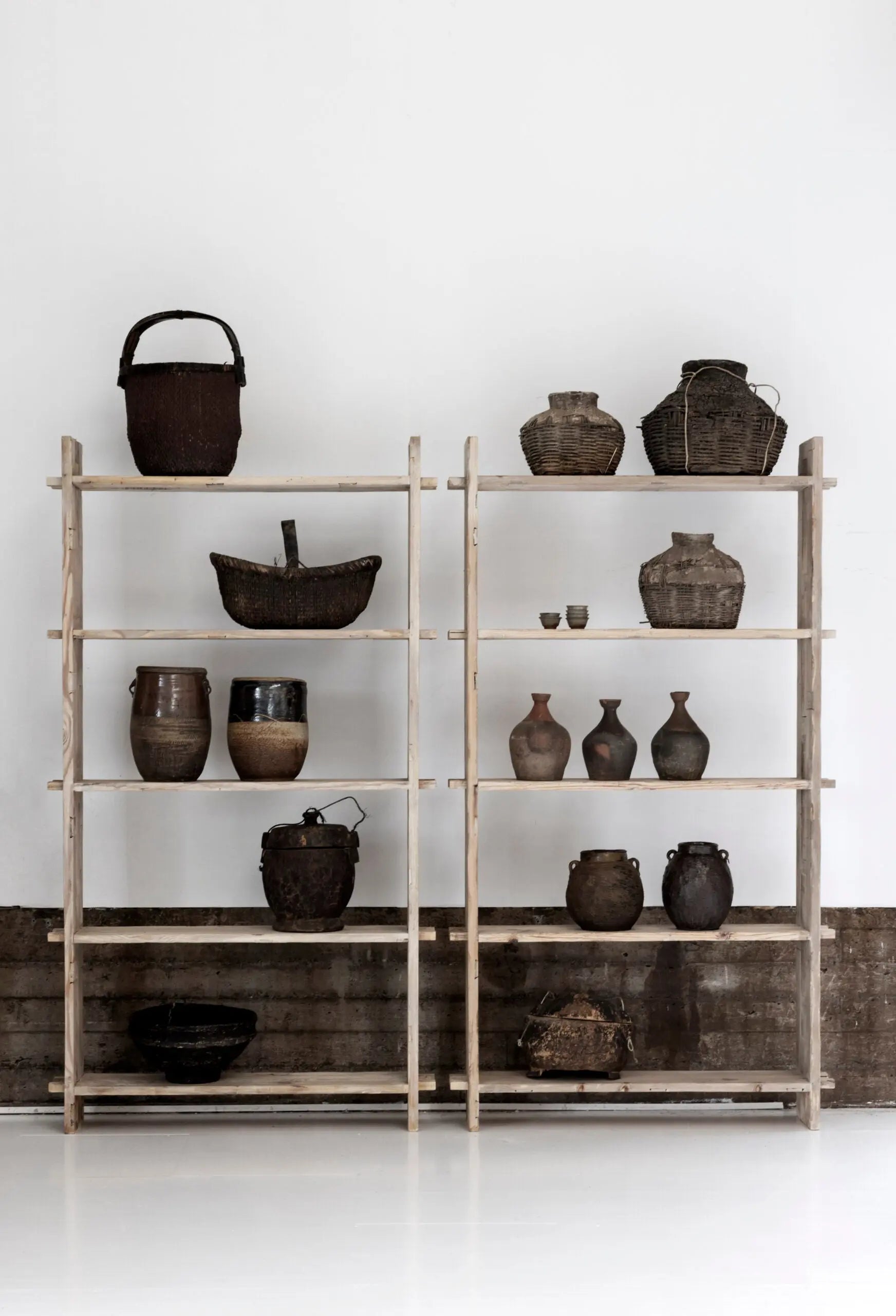 Bibliotheque Bois Ancien Recyclé Snowdrops Copenhagen