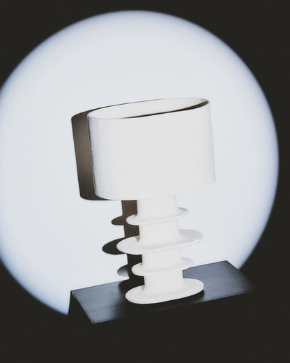 Lampe de Table Blanche Earth Géométrique - Design Marie Michielsen pour Serax