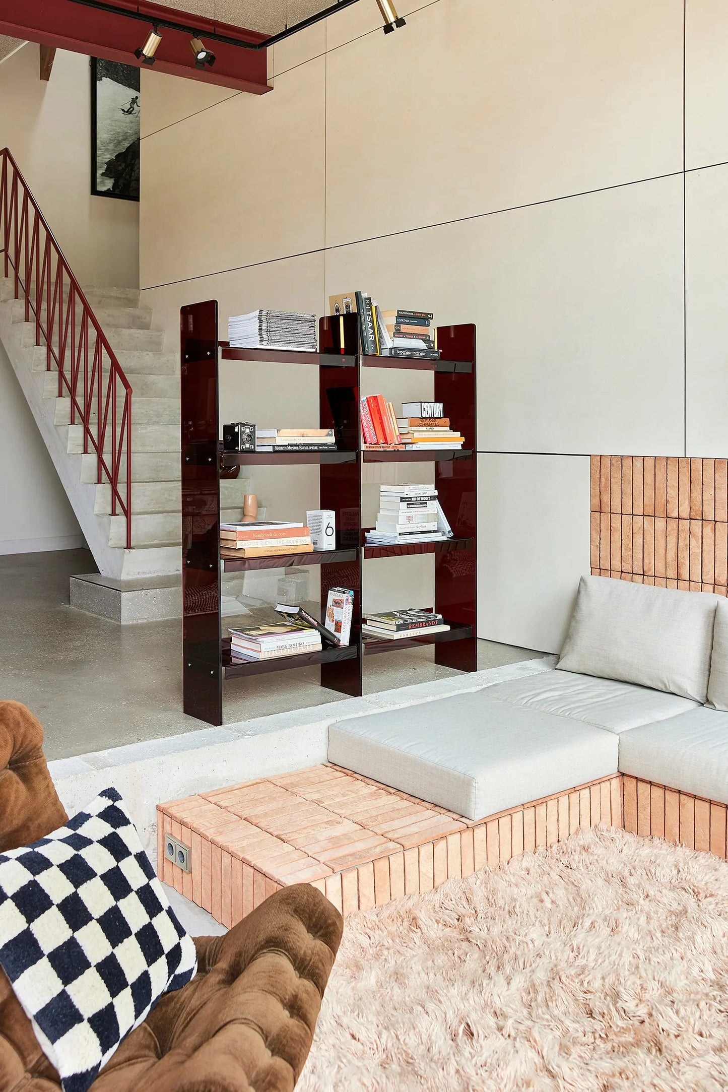 Armoire-en-Acrylique-hk-living 