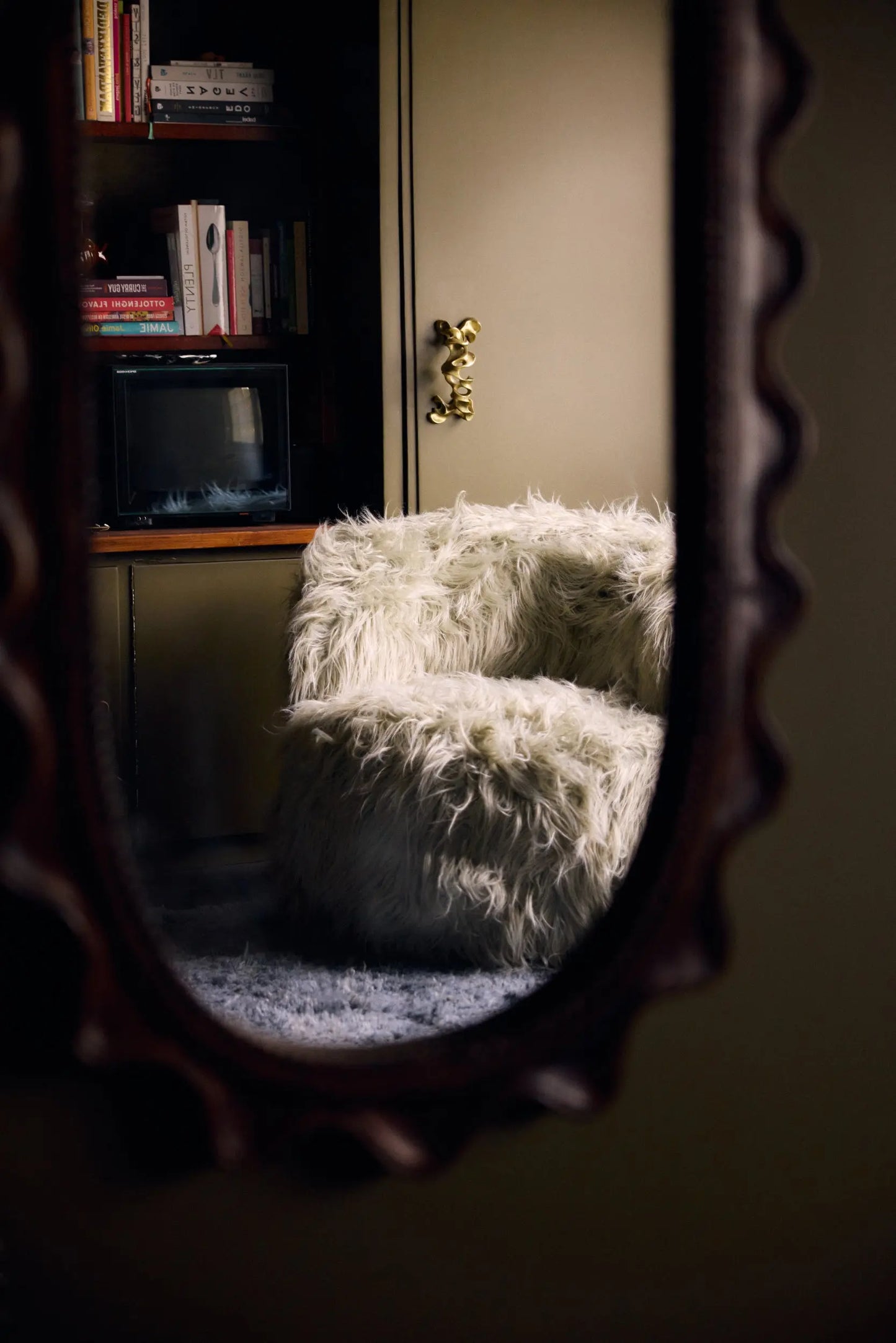 Fluffy chair milky mint