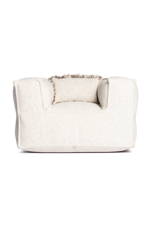 Silky Pouf Club Seat