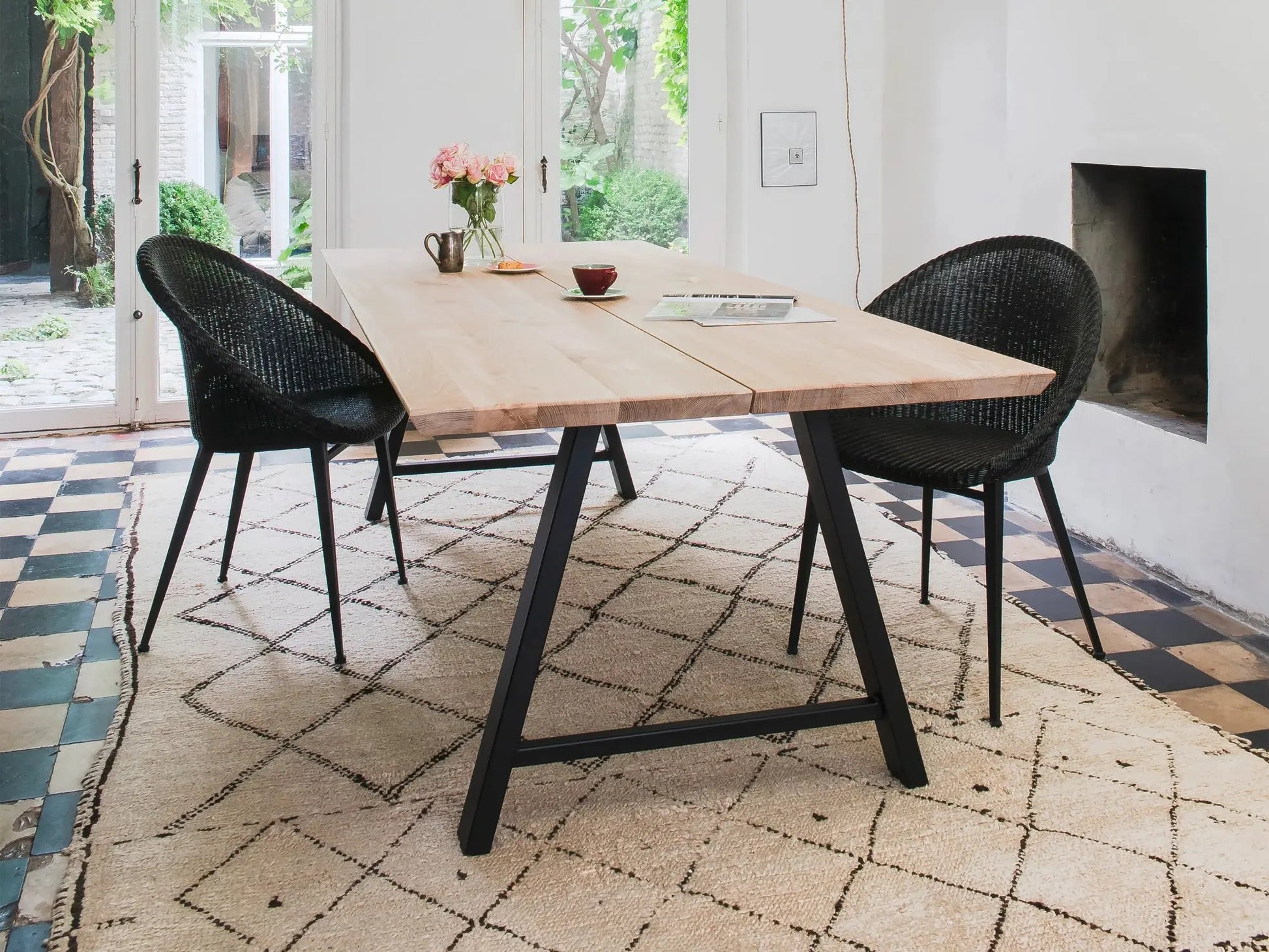 Table Albert A Vincent Sheppard
