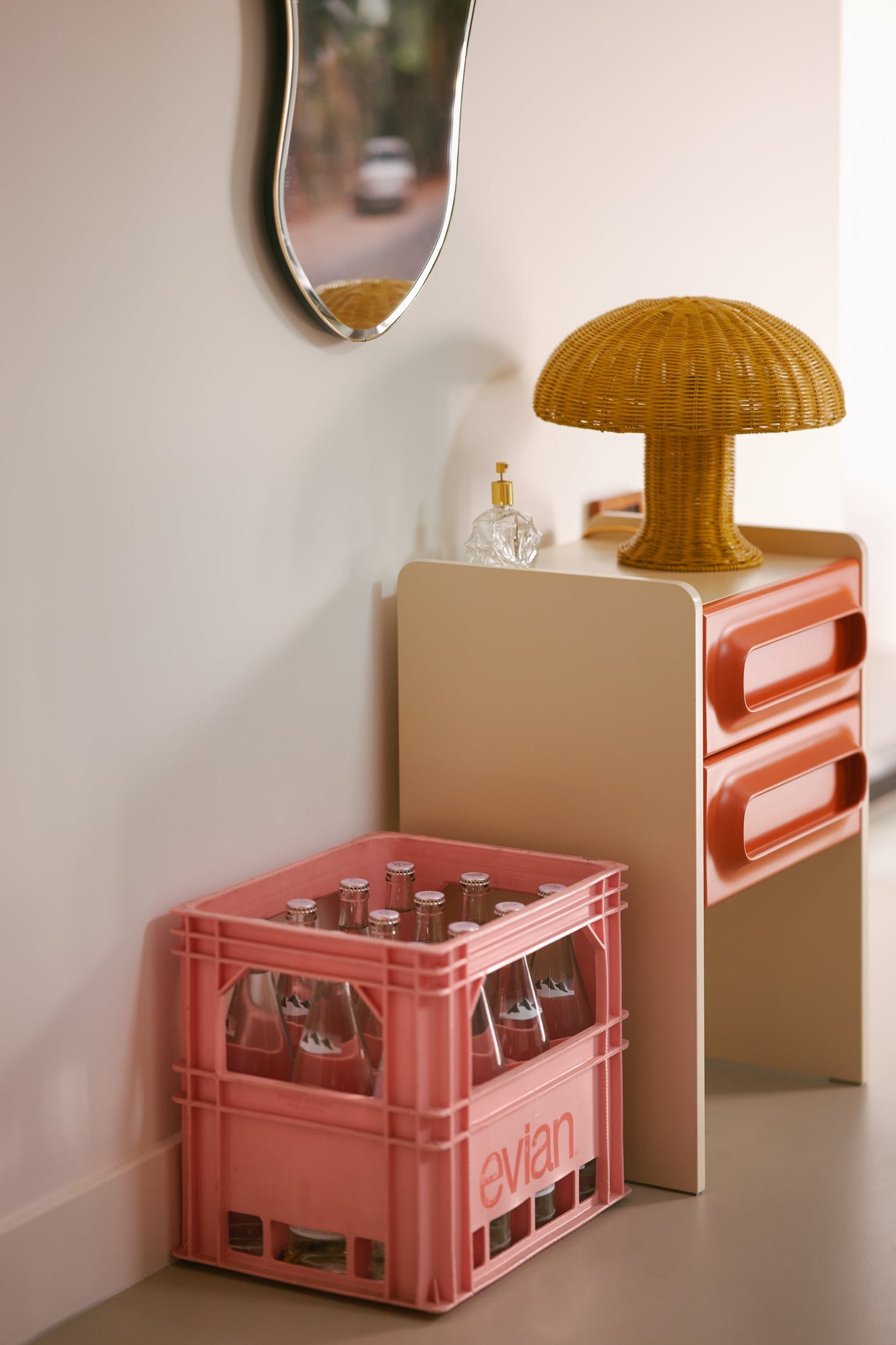 Table-de-nuit-Space-hk-living 