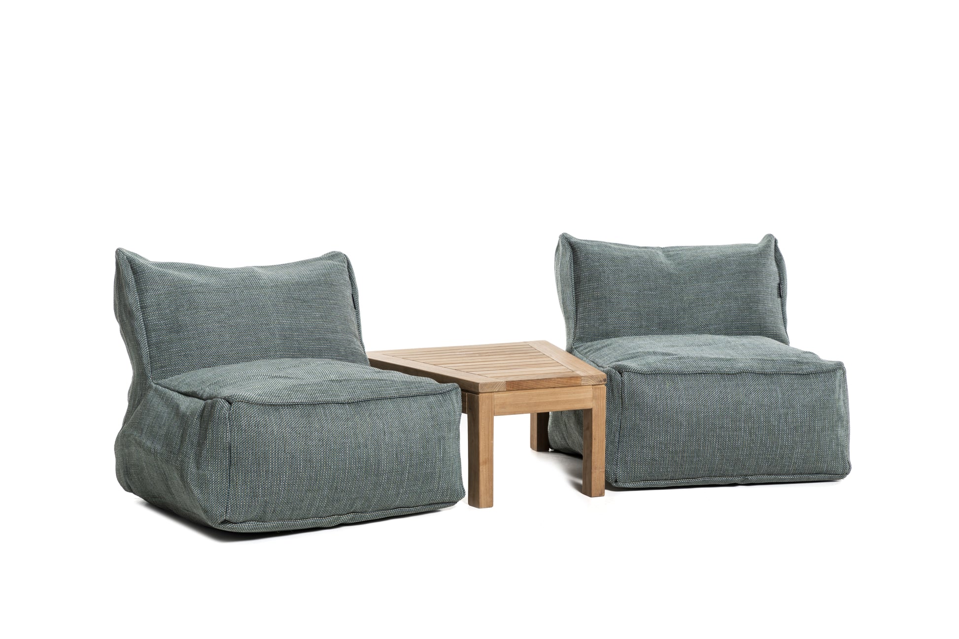 DOTTY Table Triangle en Teck Roolf Living Roolf Living