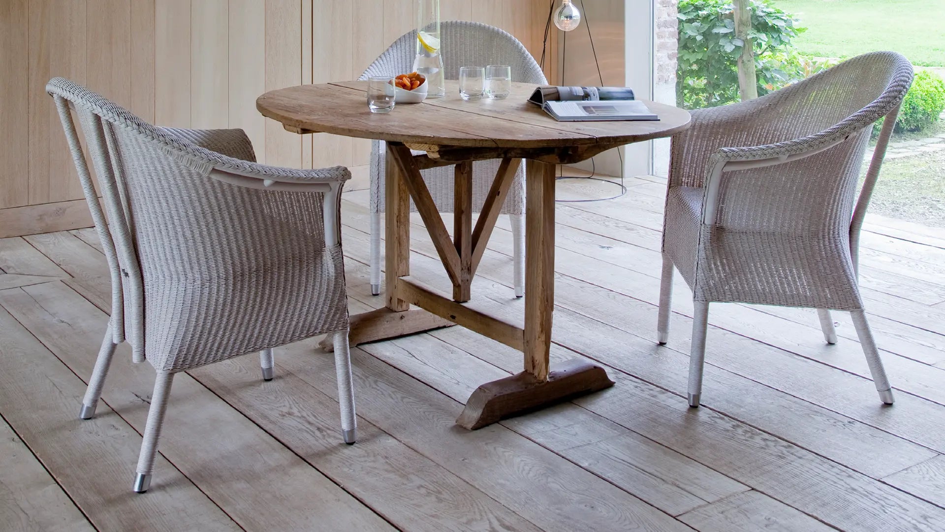 fauteuil de table victor Vincent Sheppard