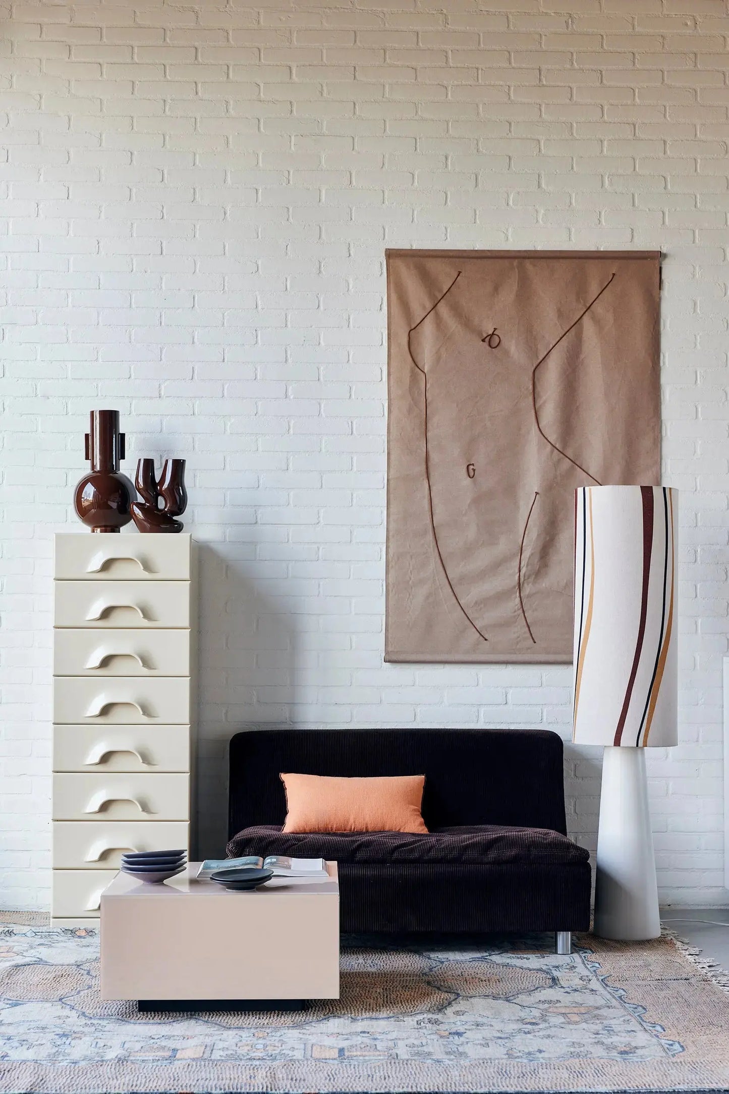 lampadaire-cone-XL-Creme-HK-LIving