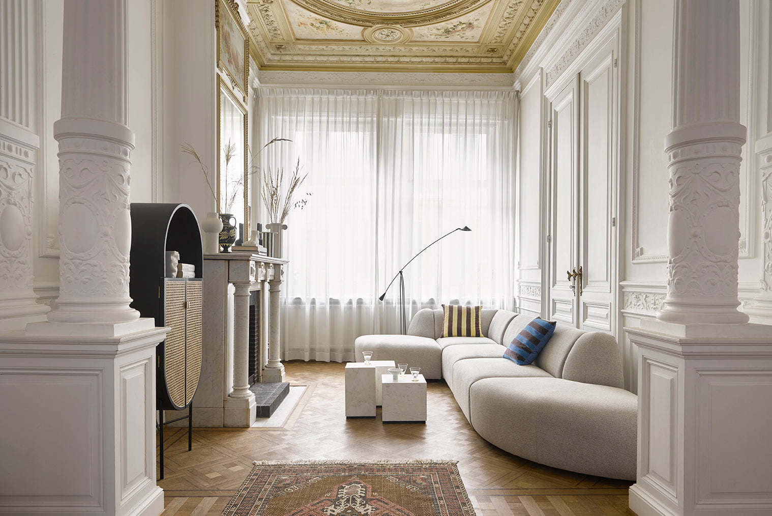 Armoire Ovale Rétro hk living HK Living